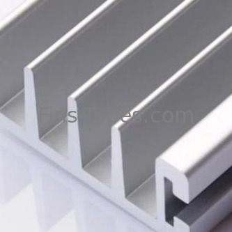 รีเดียเตอร์ โปรไฟล์อลูมิเนียม ความต้านทานอุณหภูมิสูง ผลงานการประมวลผลที่ดี การเลือกที่แม่นยํา